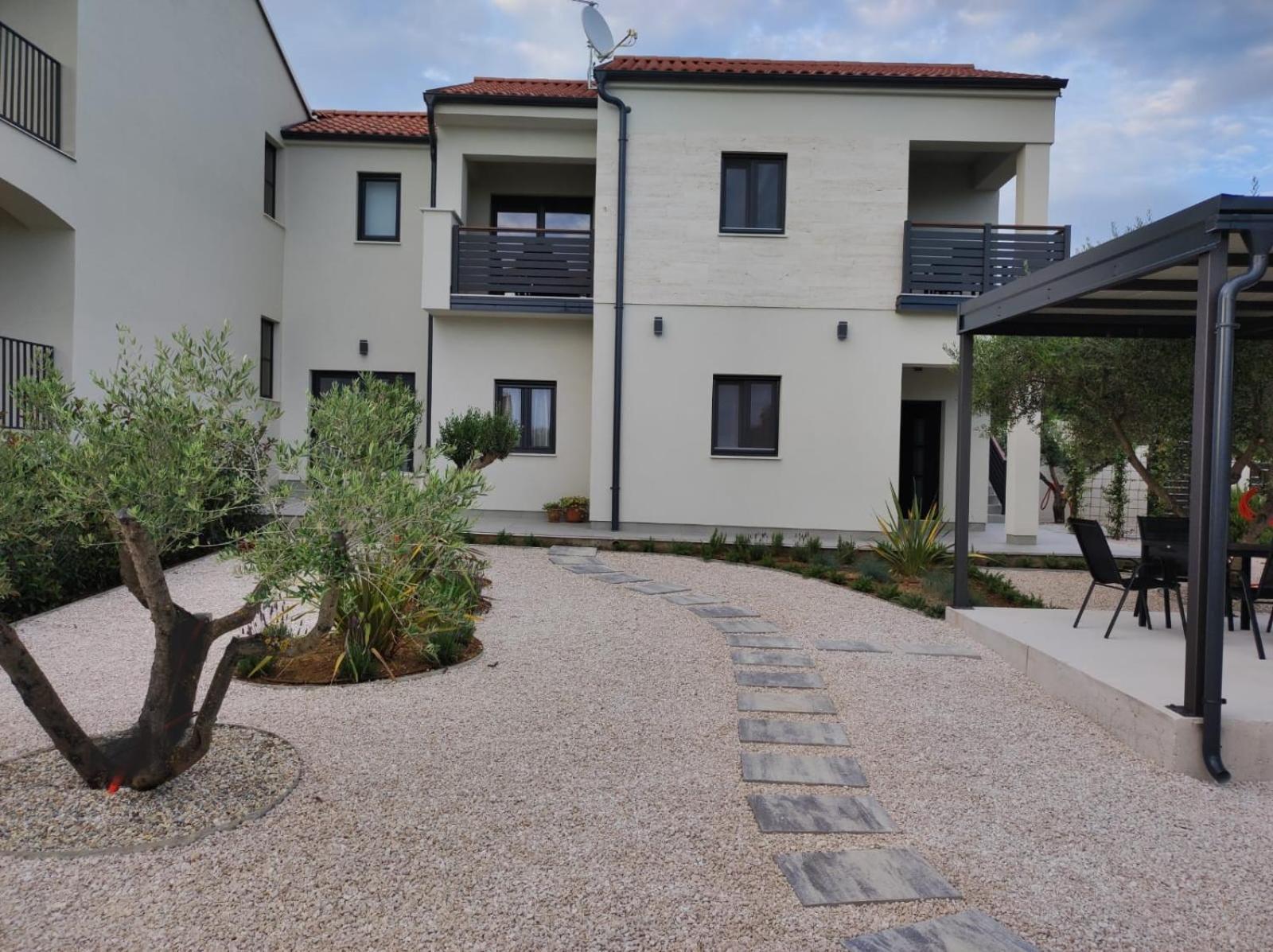 Residence Jonathan บีโอกราดนาโมรู ภายนอก รูปภาพ